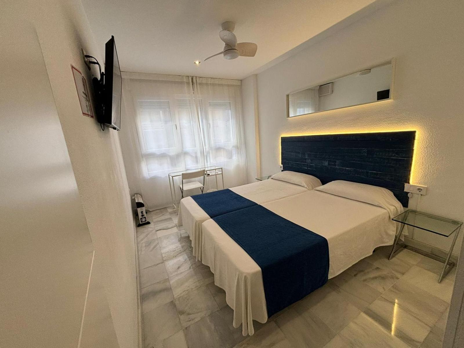 Apartamentos Turisticos Imar Cádiz Exterior foto